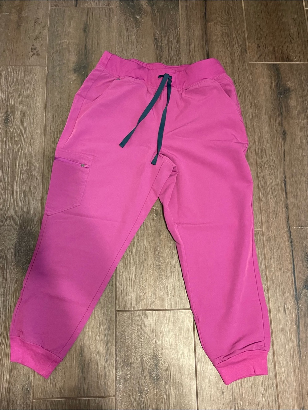 FIGS Zamora High Waisted 2.0 Petite Jogger Pants Bright Fuchsia Size L